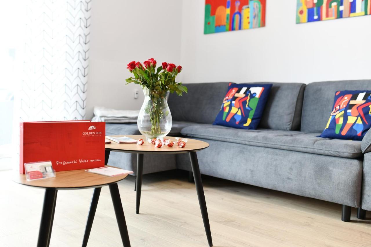 Apartament El Rojo Z Garazem 코워브제크 외부 사진